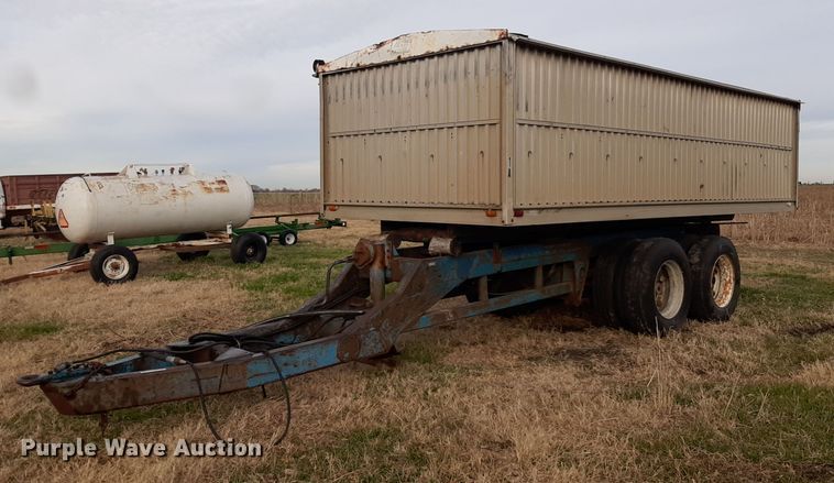 Dump trailer - LX9956