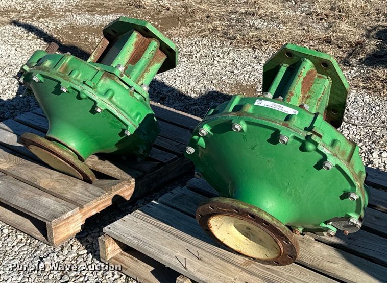 (2) John Deere combine final drives - OD9854
