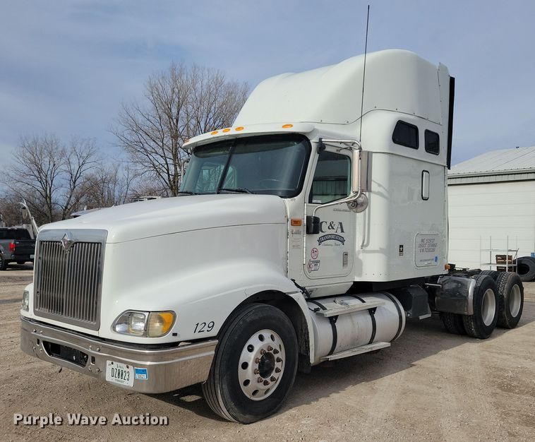 2007 International 9400i  semi truck - LC9501