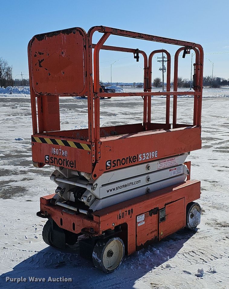 2015 Snorkel S3219E  scissor lift - DK0498