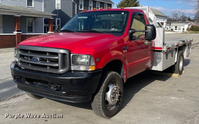 2004 Ford F450 Super Duty XL  flatbed truck - DP0279