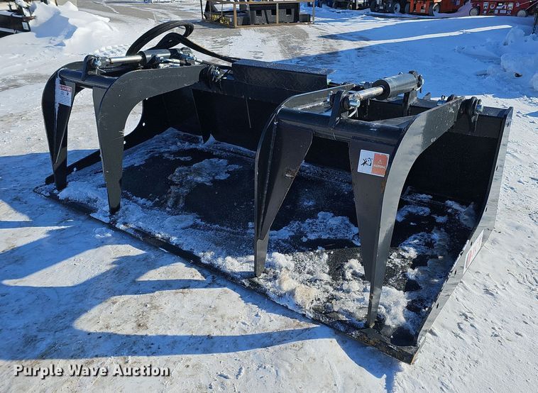 JCT  72" W skid steer grapple bucket - IO9804