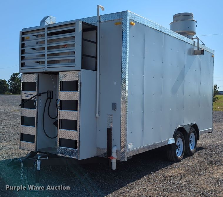 2022 The Fud Trailer  food trailer - KW9042