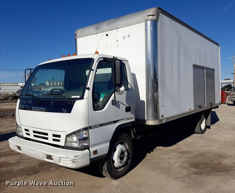2006 Isuzu NPR  box truck - LX9794