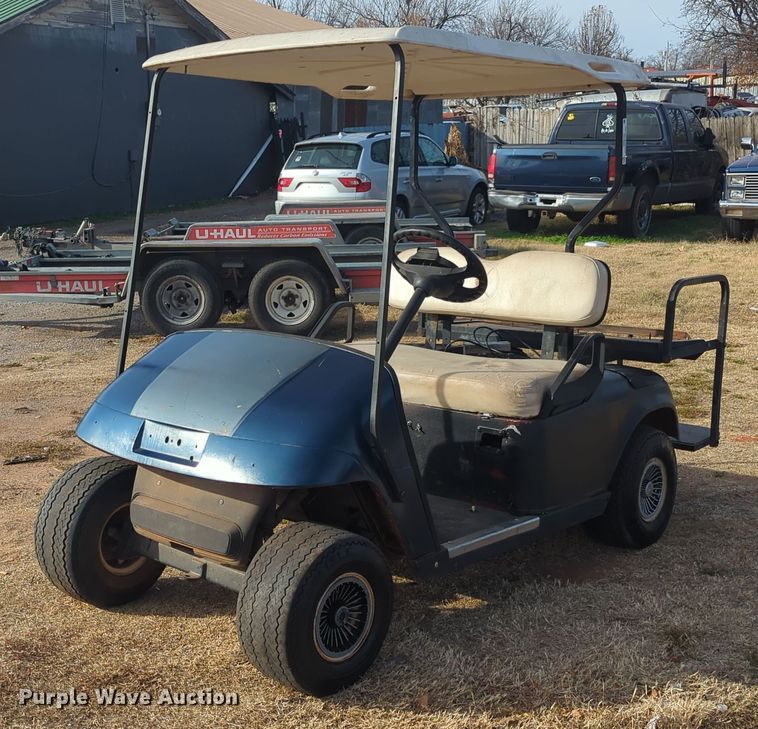 EZGO Textron golf cart - OD9122