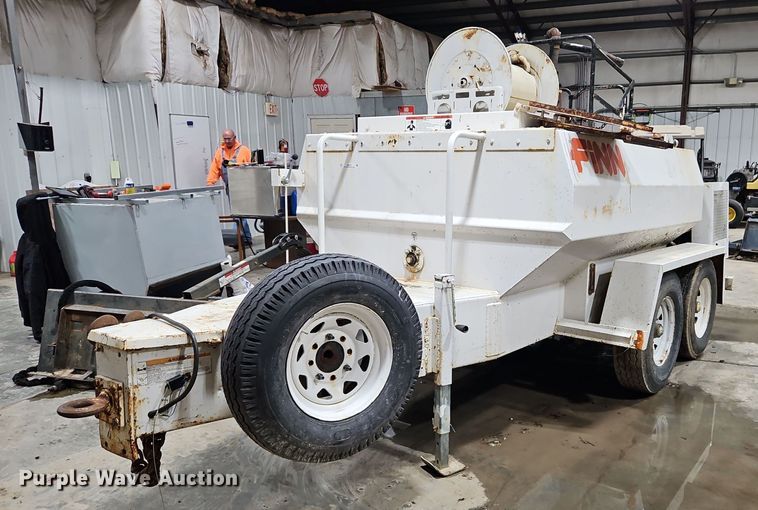 Finn T-90-TD  hydroseeder - LB9701