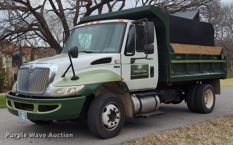 2012 International DuraStar 4300  chipper truck - LY9503