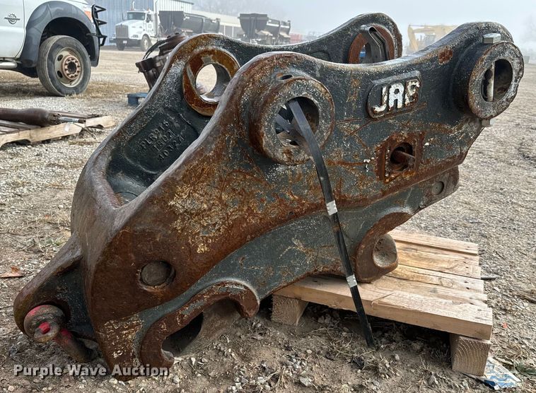 JRB  excavator quick coupler - NI9702
