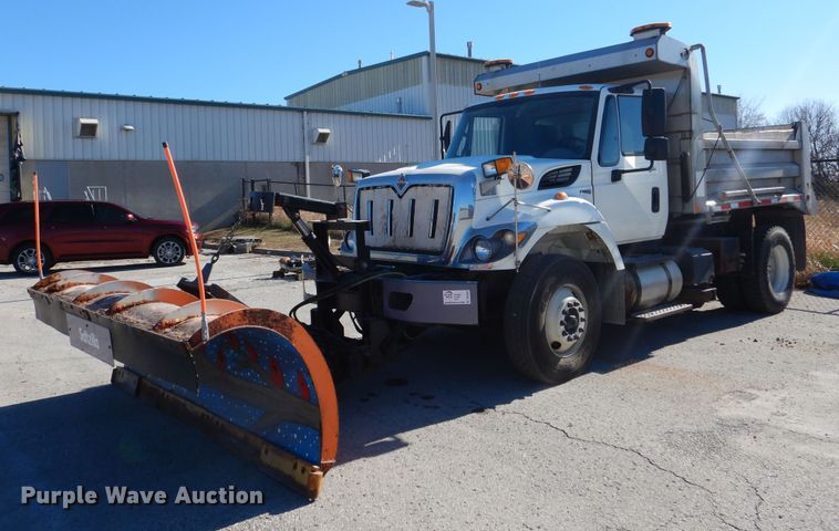 2012 International Workstar dump truck - DR5895