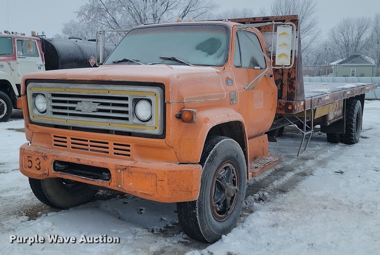1979 Chevrolet  C60  flatbed truck - KT9631