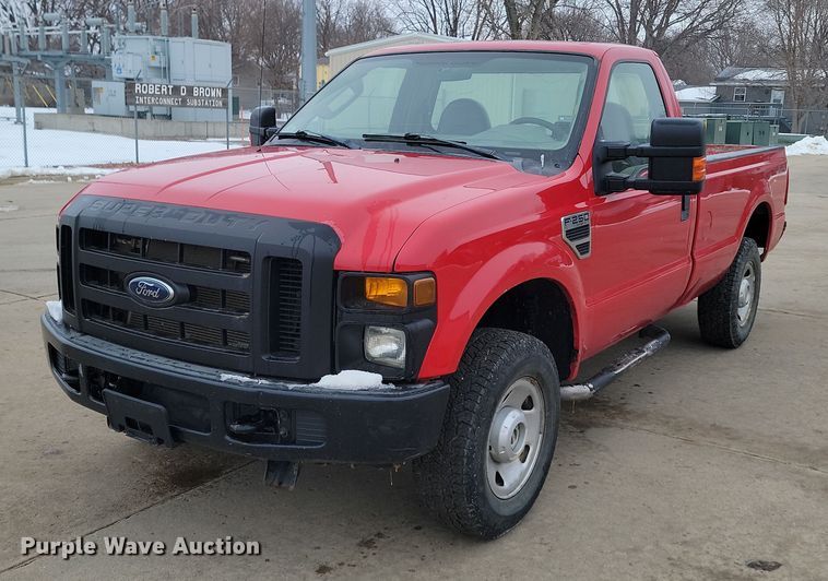 2010 Ford F250  pickup truck - KT9647