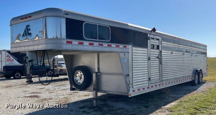 2009 Elite  livestock trailer - DP0270