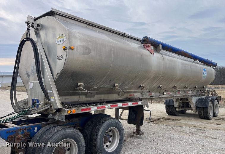 2011 Hensley  ATLW-36-32-8 feed delivery trailer - LD9926
