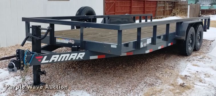 2022 Lamar U6832027 equipment trailer - DK8976