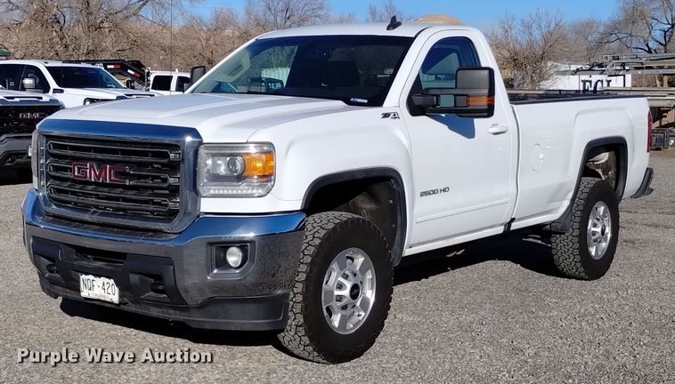 2016 GMC Sierra 2500HD SLE  pickup truck - DK8981