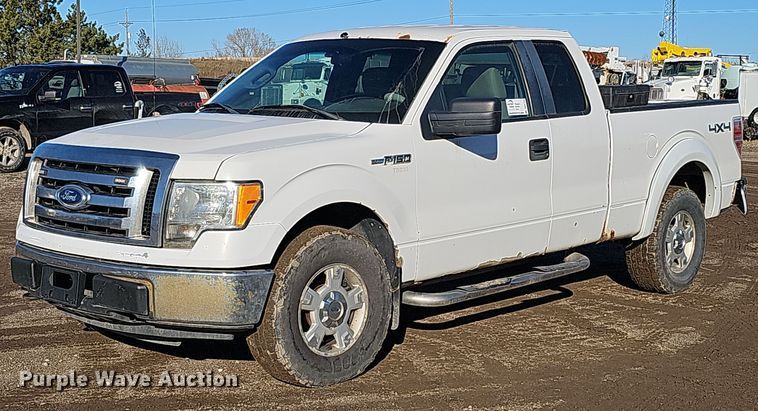 2010 Ford F150 XLT SuperCab pickup truck - DS5733
