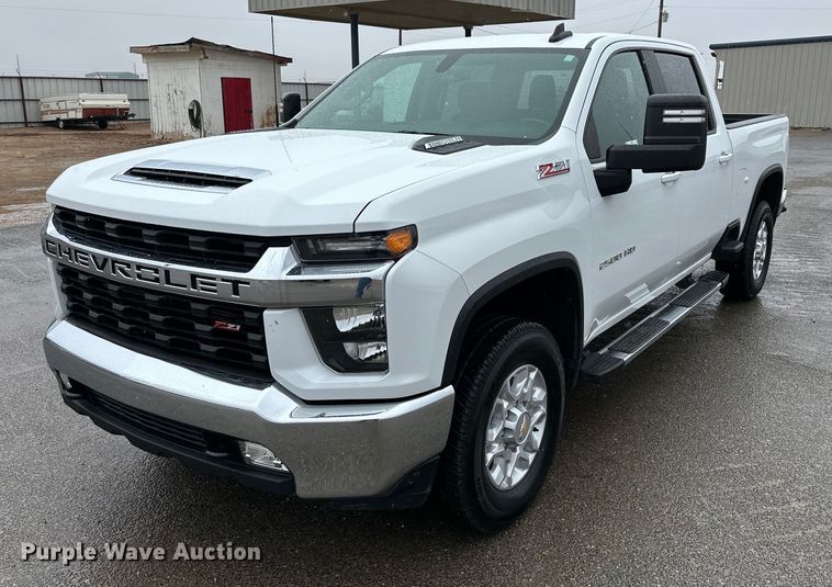 2022 Chevrolet Silverado 2500HD  Crew Cab pickup truck - IB9334