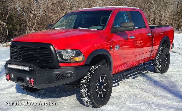 2012 Dodge Ram 2500HD Crew Cab pickup truck - LJ9470