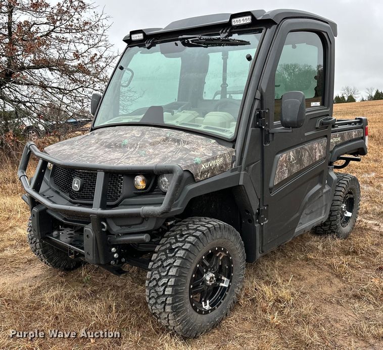 2023 John Deere XUV835R Gator utility vehicle - LK9746