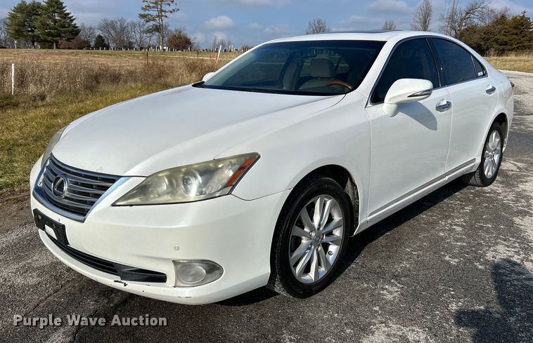 2011 Lexus  ES 350   - NE9610