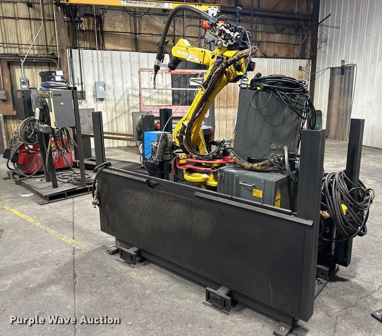 1998 Fanuc System  R-J3 robotic welder - NL9356