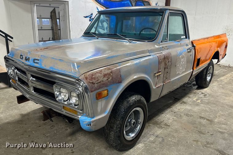 1969 GMC 1500 Custom pickup truck - NM9235