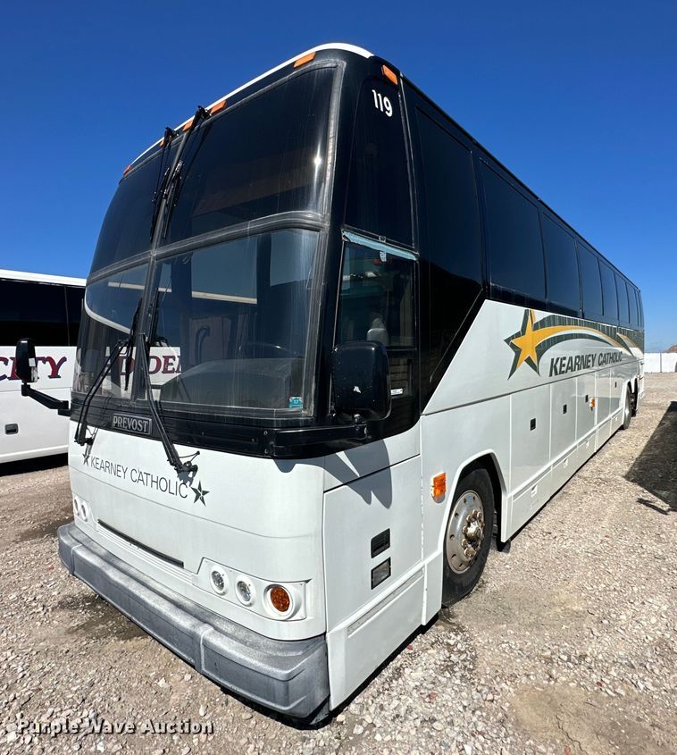 1997 Prevost H3-45 coach bus - NP9647