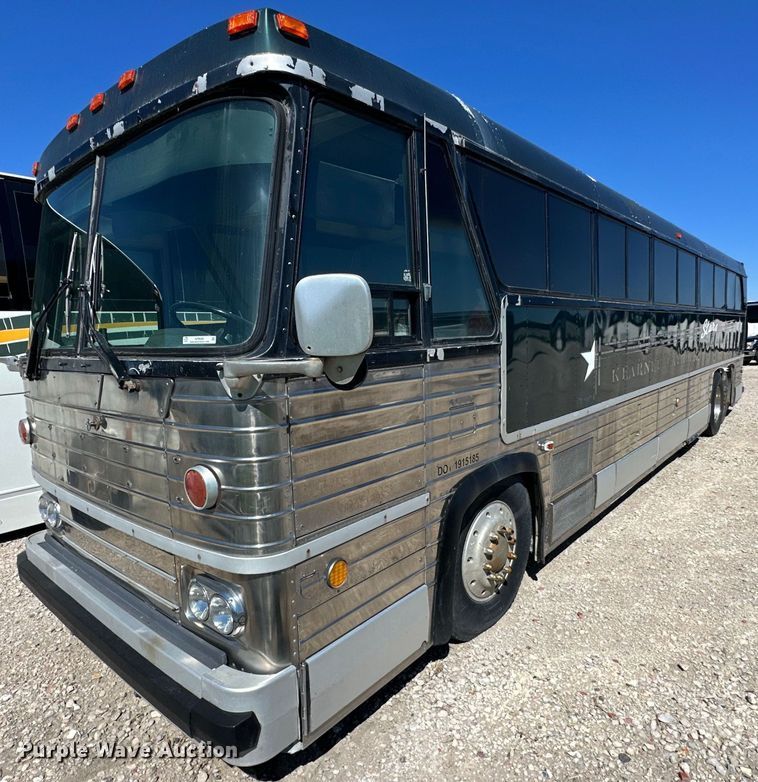 1978 Transport MFG Crusader MC 8 coach bus - NP9648