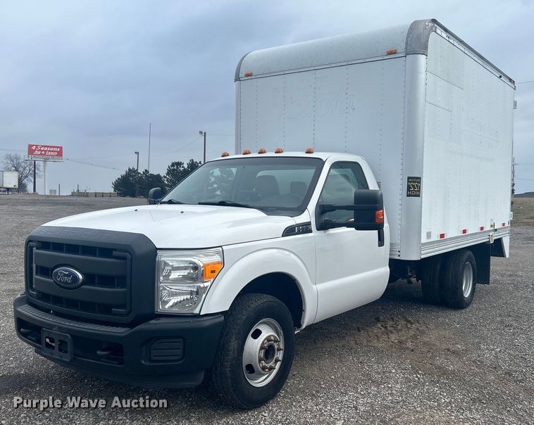 2016 Ford F350 Super Duty  box truck - OI9524
