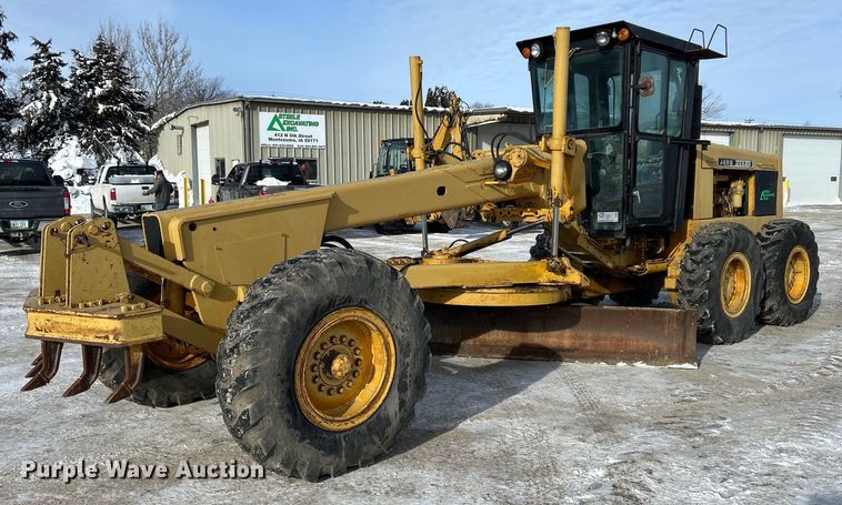 1990 John Deere 770 motor grader - DQ1081