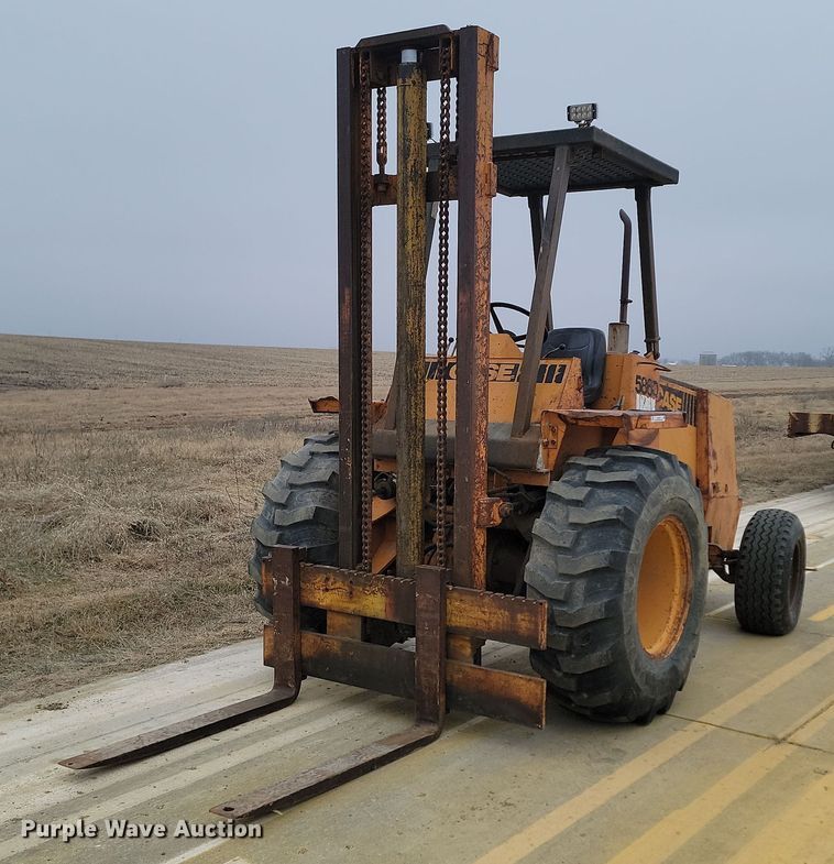 Case 586D forklift - KT9621