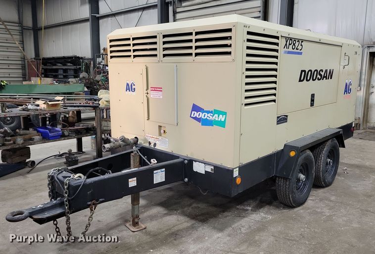 2013 Doosan XP825 air compressor - LC9787