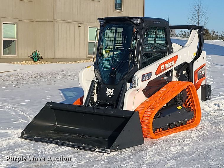 2023 Bobcat T66 tracked skid steer loader - MQ9576