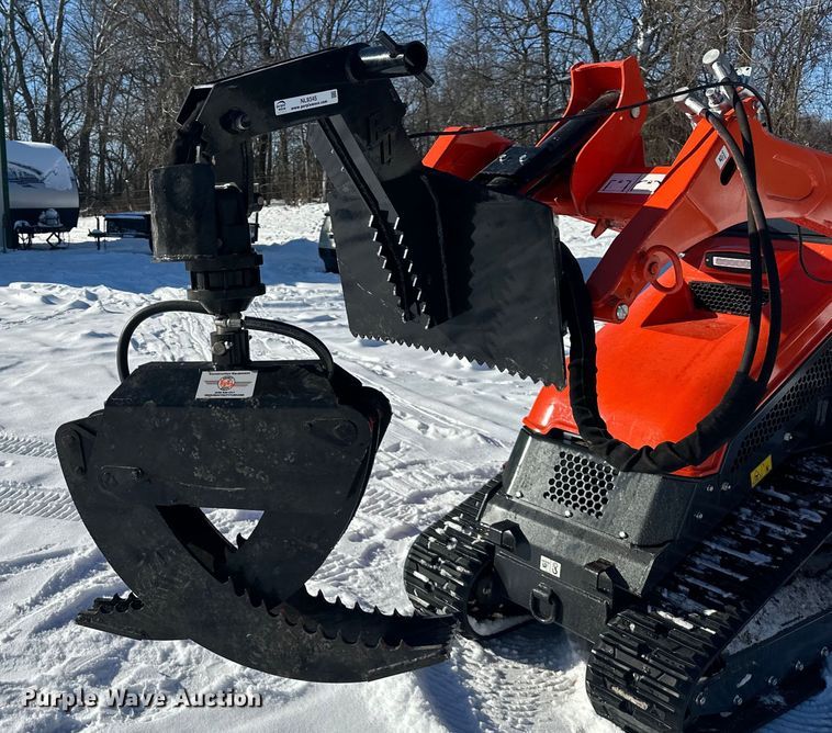 Blue Diamond  106720-25 compact utility loader log grapple - NL9345