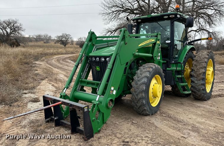 2010 John Deere 8320R MFWD tractor - EK9933