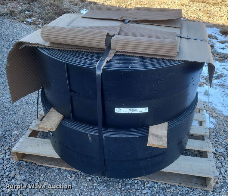 (2) conveyor belts - MI9889