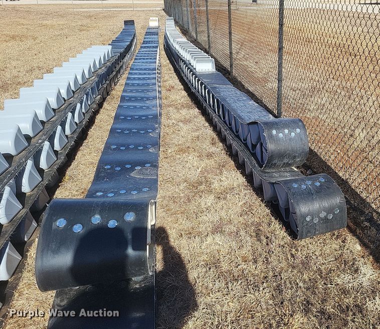 Elevator belting with buckets  - MI9895