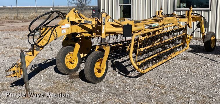 Vermeer R2300 hay rake - NA9752