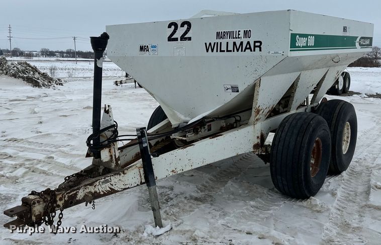 Willmar Super 600 spreader - NL9354