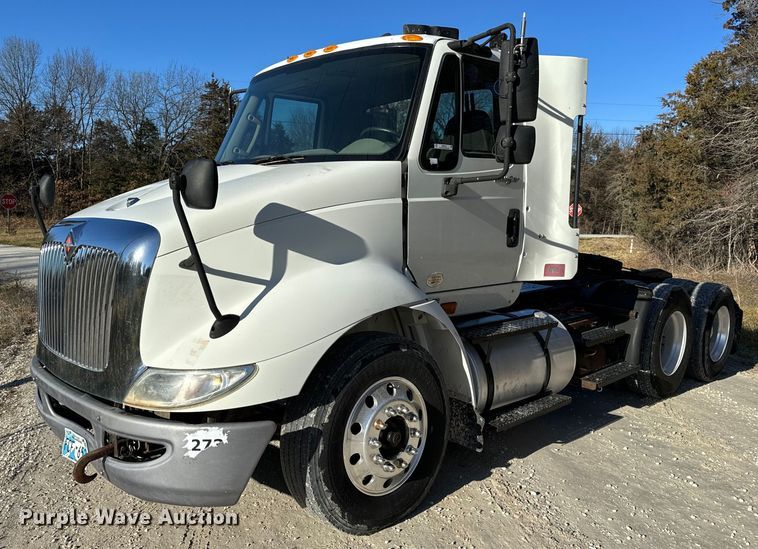 2012 International TranStar 8600 semi truck - NM9193