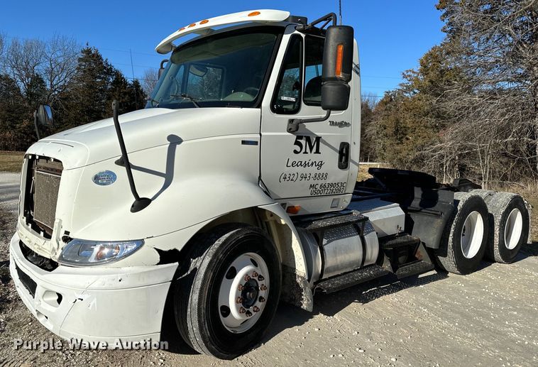 2011 International TranStar 8600 semi truck - NM9194
