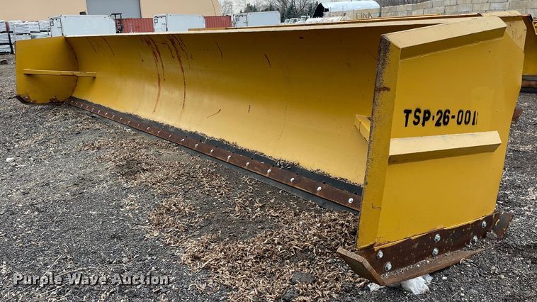 26' W wheel loader snow pusher  - DS5426