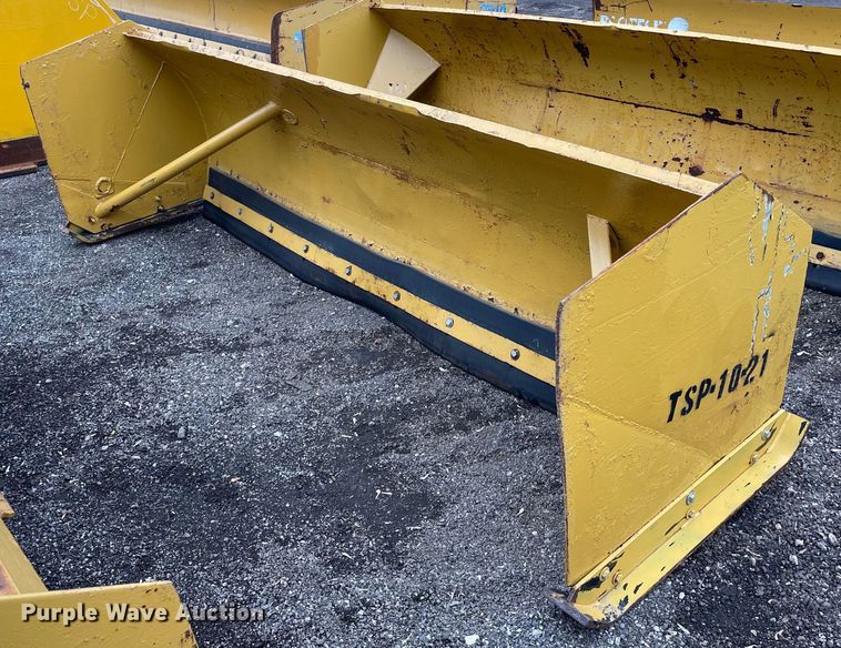 Protech 120" W skid steer snow pusher - DS5428
