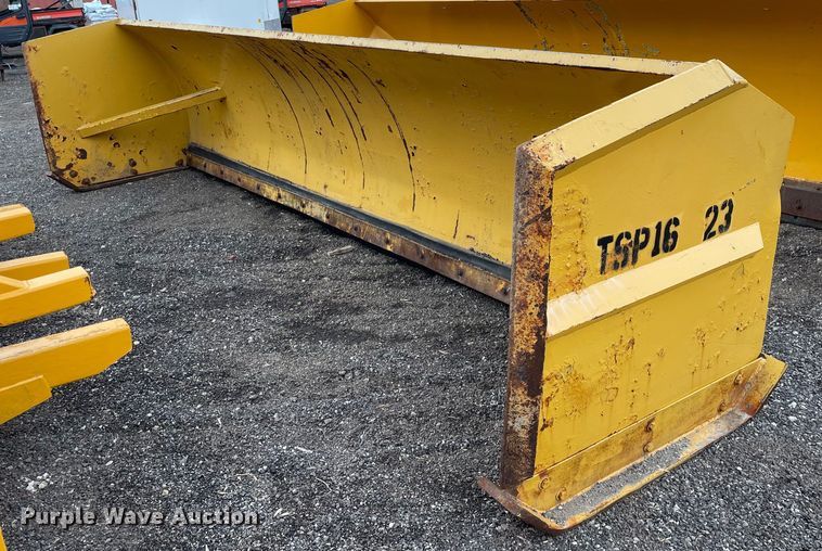 Protech 16' W wheel loader snow pusher  - DS5437