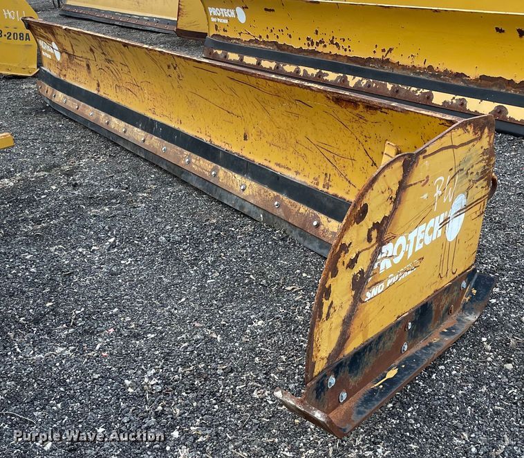 Protech 18' W wheel loader snow pusher  - DS5441