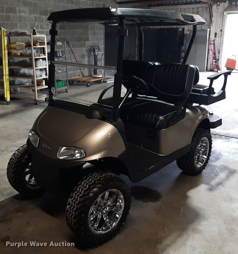 EZGO golf cart - DV9753
