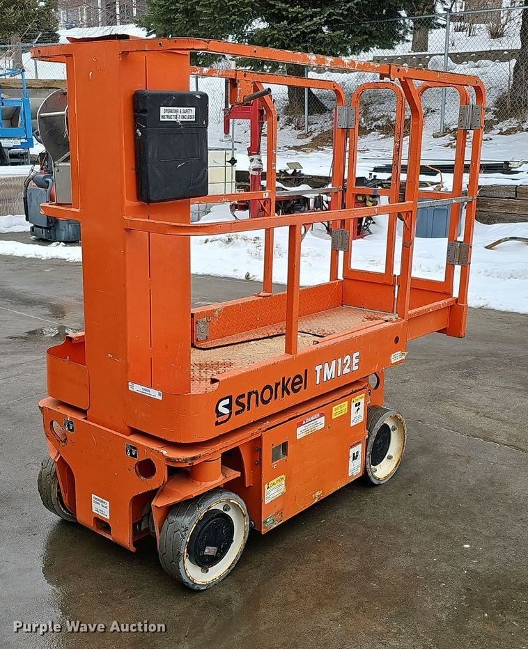 2017 Snorkel TM12E vertical lift - IO9820