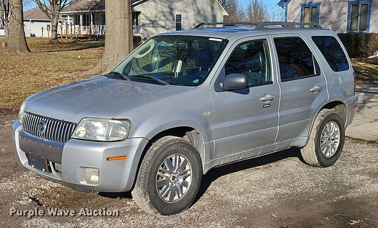 2005 Mercury  Mariner Premier SUV - LB9765