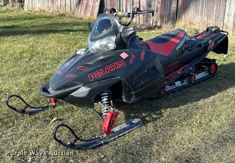 2006 Polaris RMZ 700 snowmobile - MO9139
