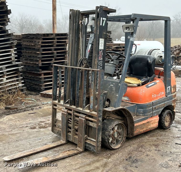 1997 Toyota 42-6FGCU25 forklift - NE9746